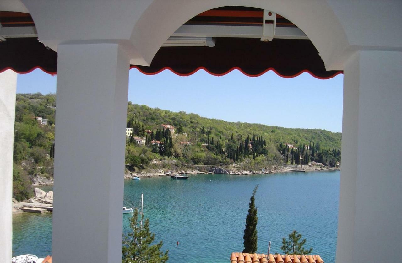 אומיסאליי Vila Jadranka Apartments And Rooms מראה חיצוני תמונה